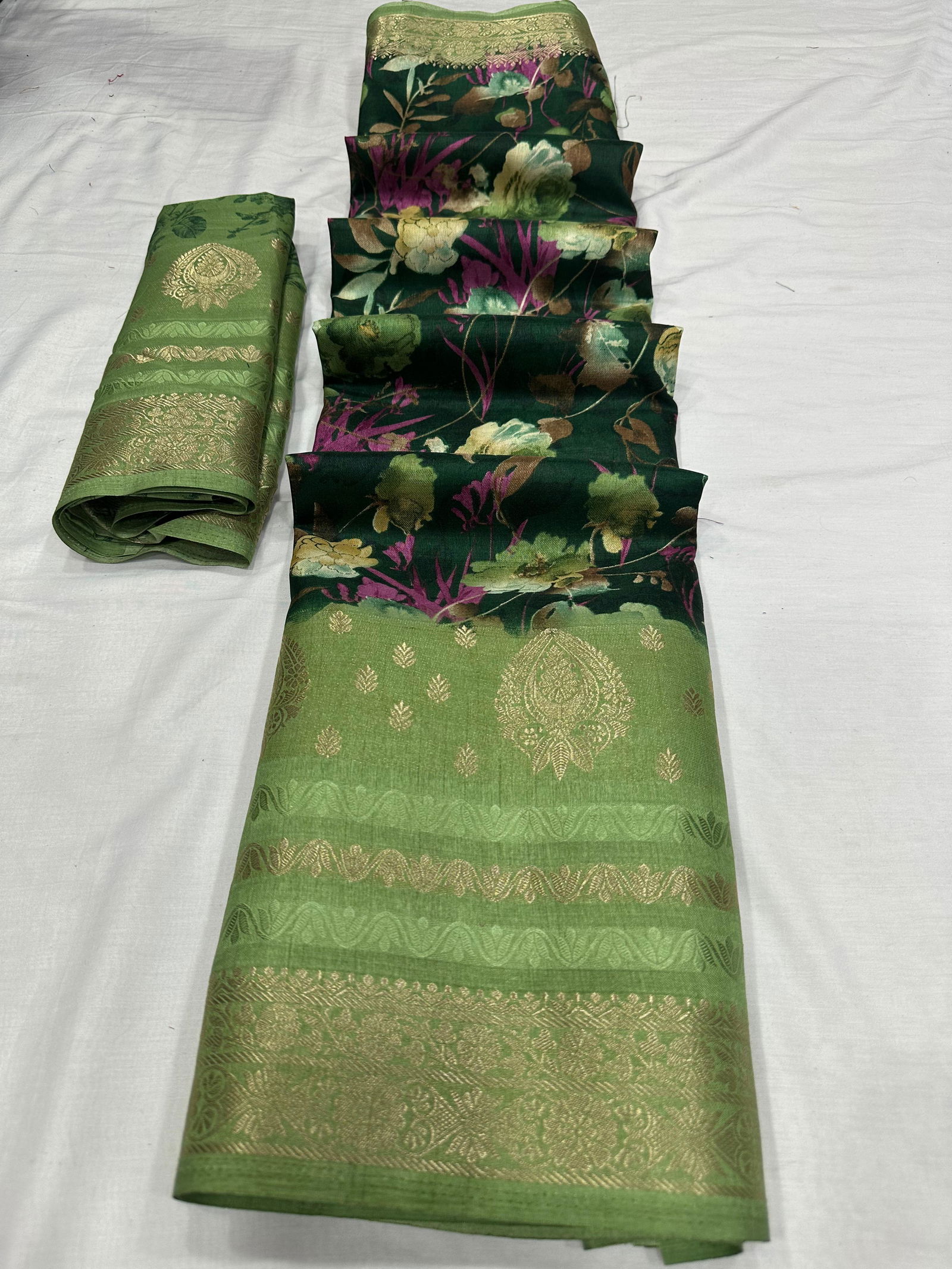 Wow Printed Designer Non Catalog Sarees Wholesale Shop In Surat